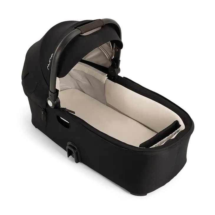 Demi Series Bassinet & Stand