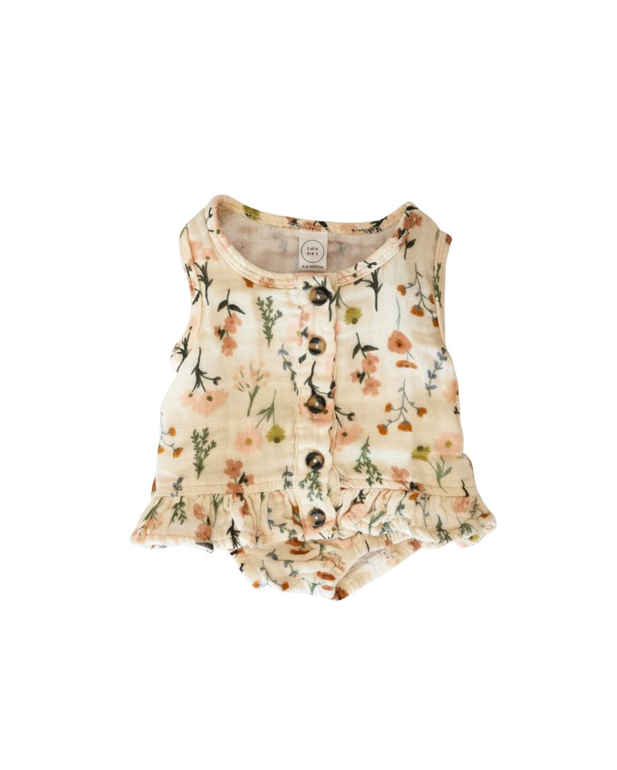 Mom & Me Boutique floral print muslin ruffle tank and bloomer set in lightweight 100% cotton with front buttons.