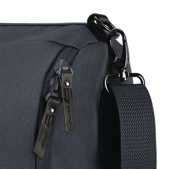 Triv Series Travel Bag